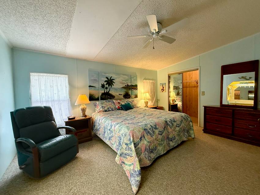 10 Moss Ct a Palmetto, FL Mobile or Manufactured Home for Sale